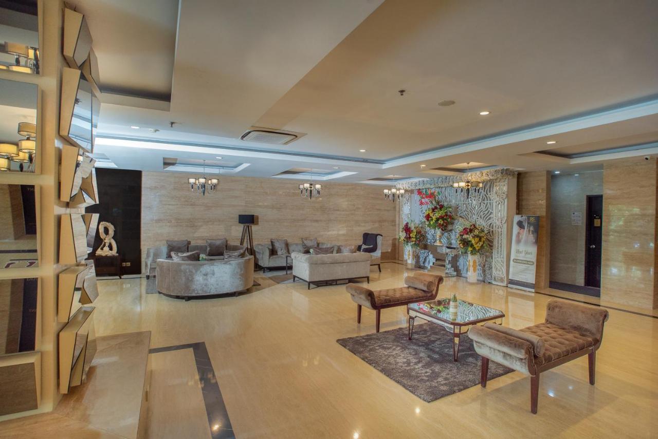 Royal Regantris Cendana Hotel Surabaya Eksteriør billede