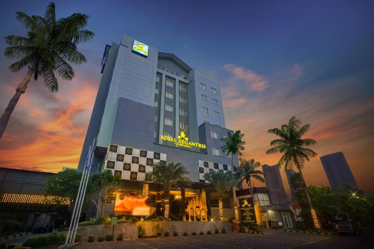 Royal Regantris Cendana Hotel Surabaya Eksteriør billede